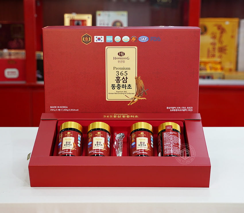 Cao hồng sâm đông trùng hạ thảo Hàn Quốc hộp 4 lọ x 240g