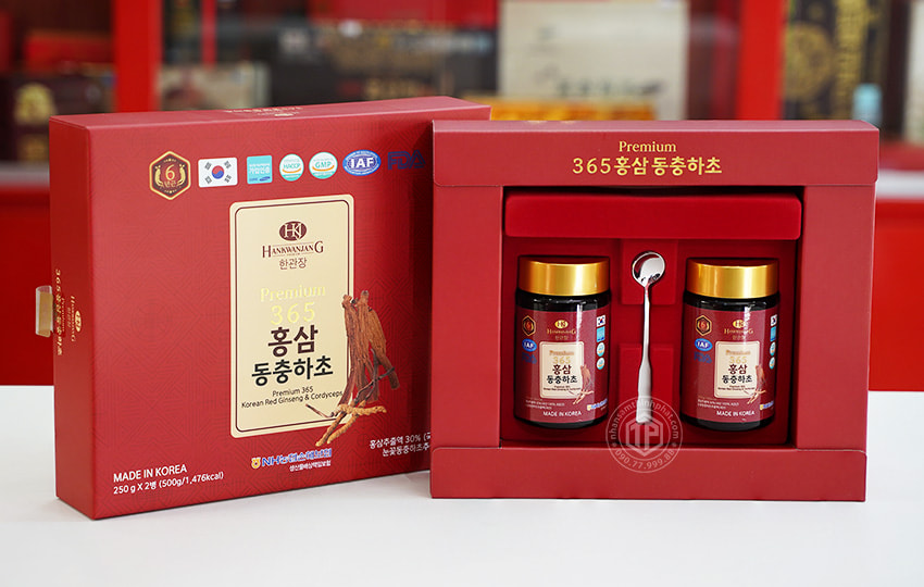 Cao hồng sâm đông trùng hạ thảo Hàn Quốc hộp 2 lọ x 250g